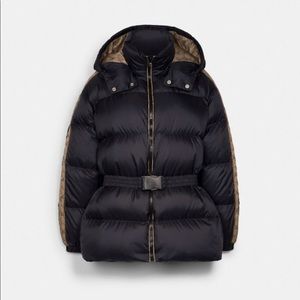 Coach signature short puffer coat